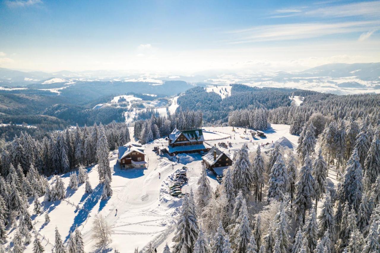 Horsky Hotel Paprsek Старе-Место Экстерьер фото