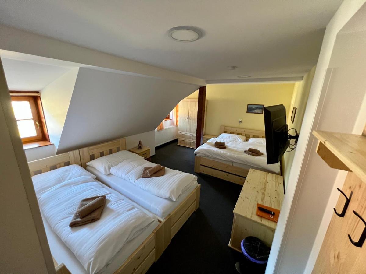 Horsky Hotel Paprsek Старе-Место Экстерьер фото