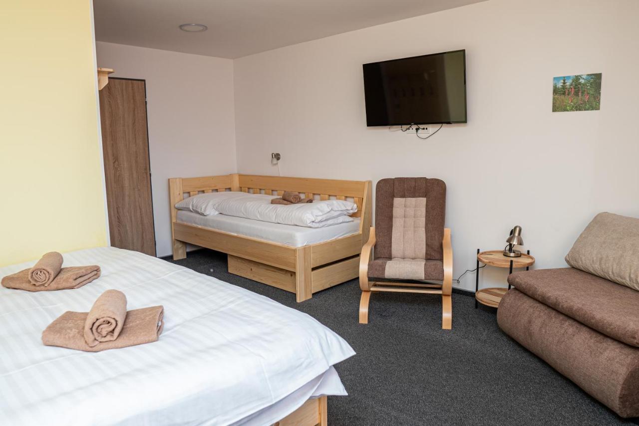 Horsky Hotel Paprsek Старе-Место Экстерьер фото