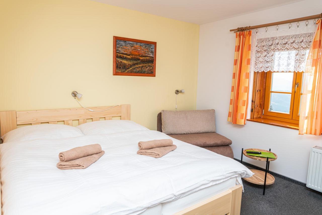 Horsky Hotel Paprsek Старе-Место Экстерьер фото
